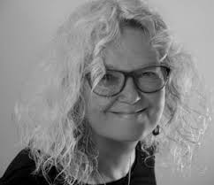 Carol Lovekin Author PIc