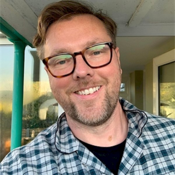 Author Damian Barr